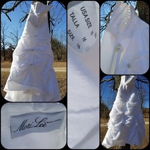 Mori Lee Wedding dress